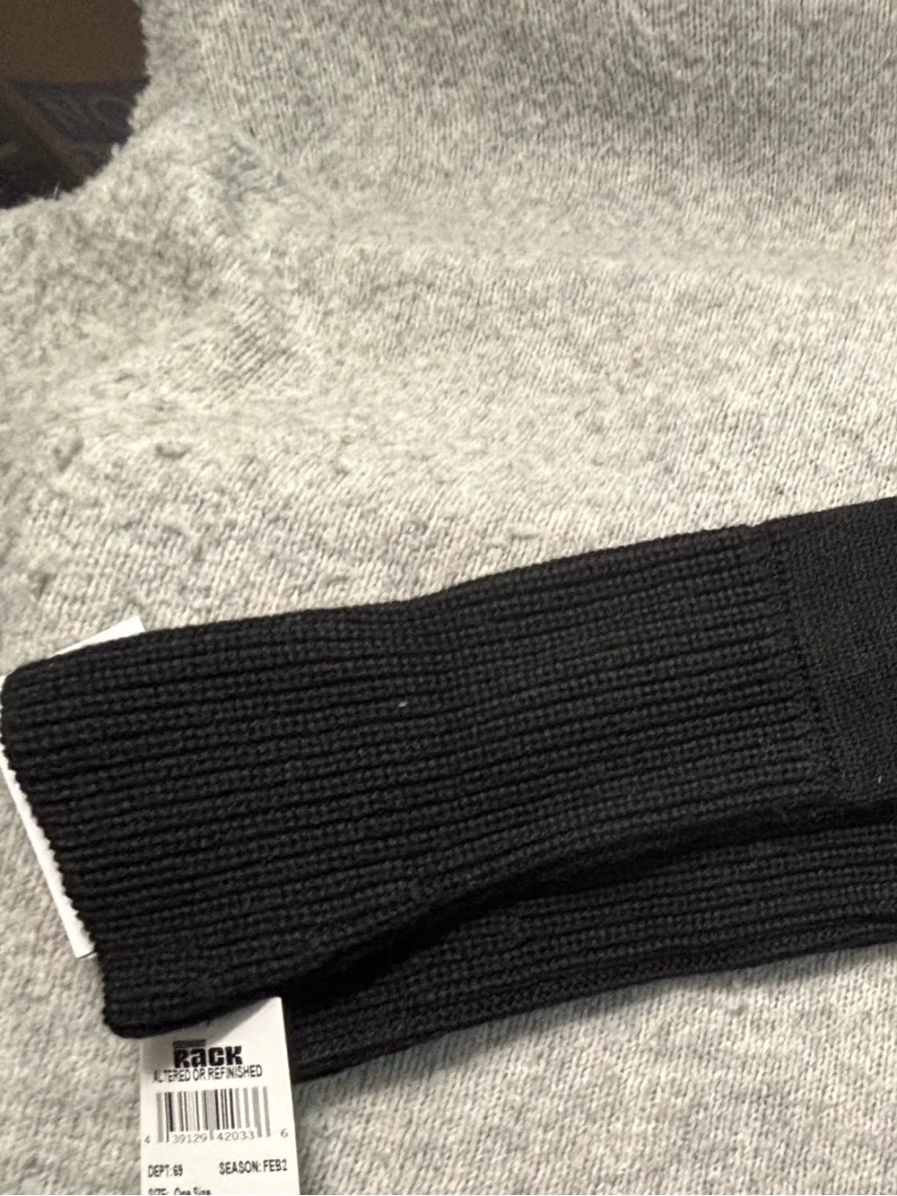 ♠️kate spade♠️ Black Long Ribbed Knit Touchscreen Gloves silver spade logo
